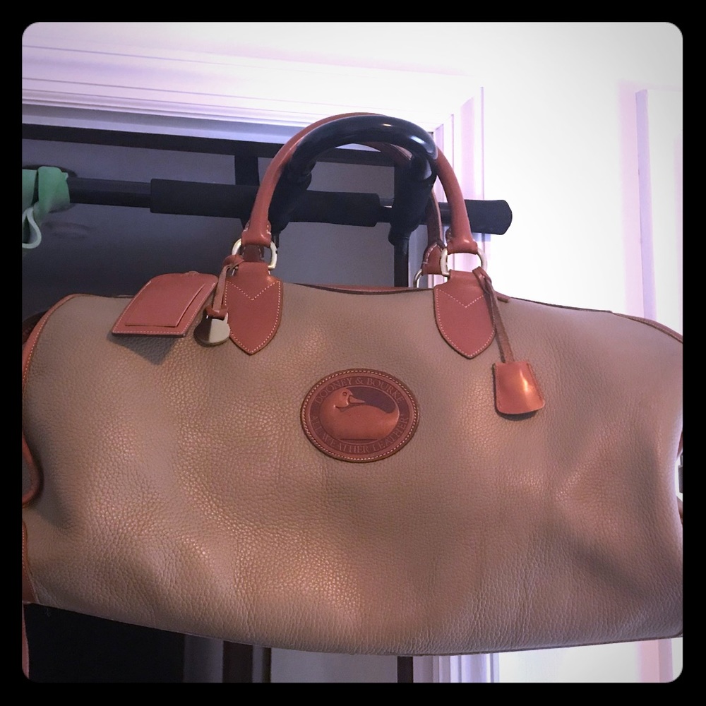 Mint condition - Dooney & Bourke weekend duffle